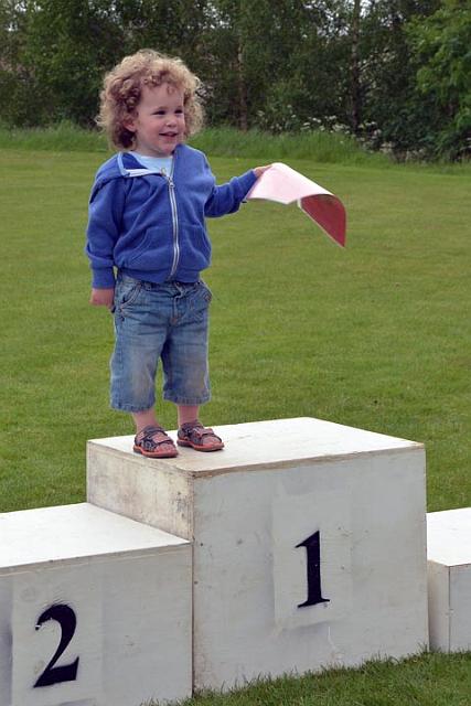 20. Whit Races.jpg